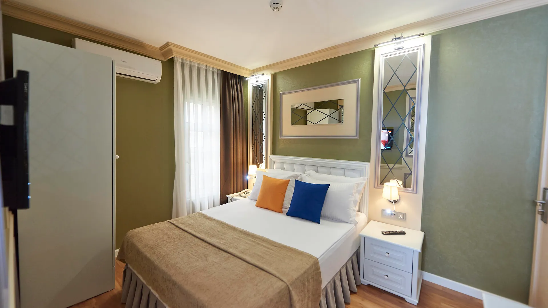 **  Sunlight Hotel Istanbul Turkey